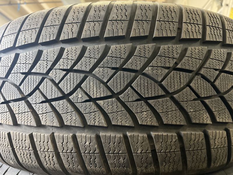 265/50/20 GOODYEAR ULTRA GRIP MO