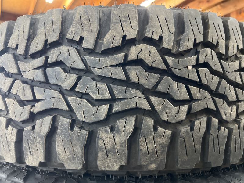 LT 275/65/20 GOODYEAR WRANGLER ULTRA TERRAIN AT