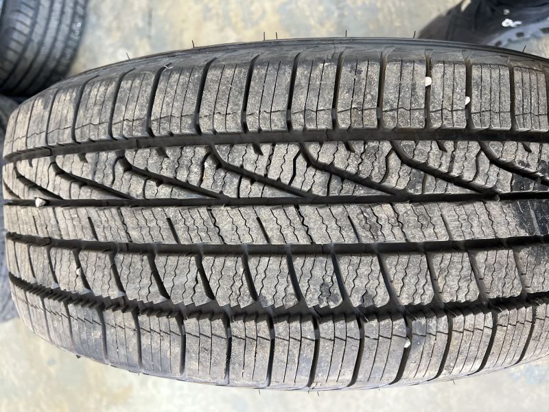 225/55/17 GOODYEAR ASSURANCE WEATHER READY 