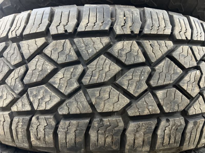 265/70/17 DEAN TIRES BACK COUNTRY A/T2