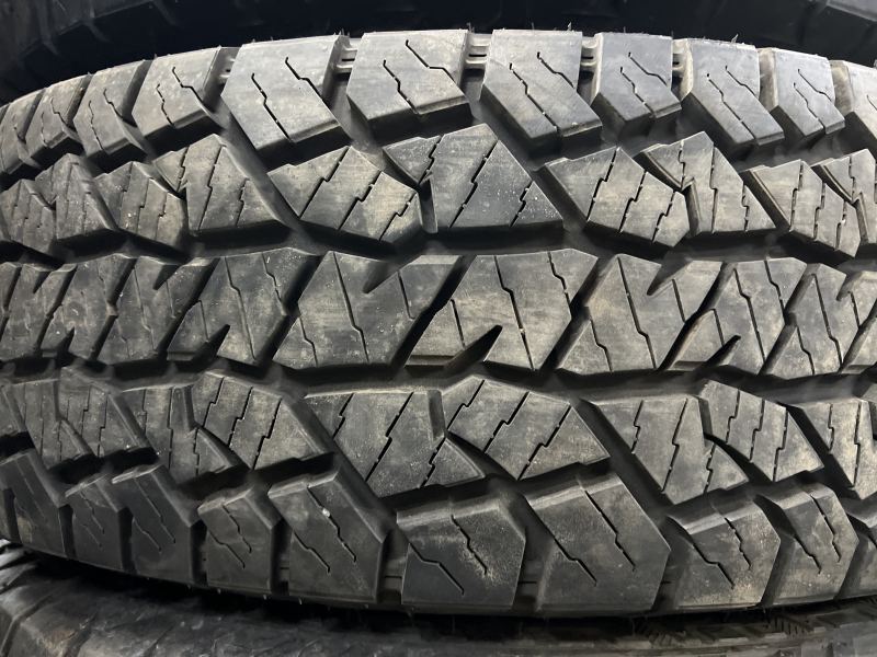 225/75/16 HANKOOK DYNAPRO AT2 