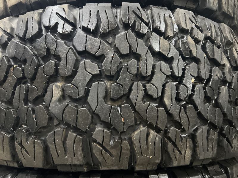 LT 275/55/20 BFGOODRICH ALL TERRAIN T/A KO2 