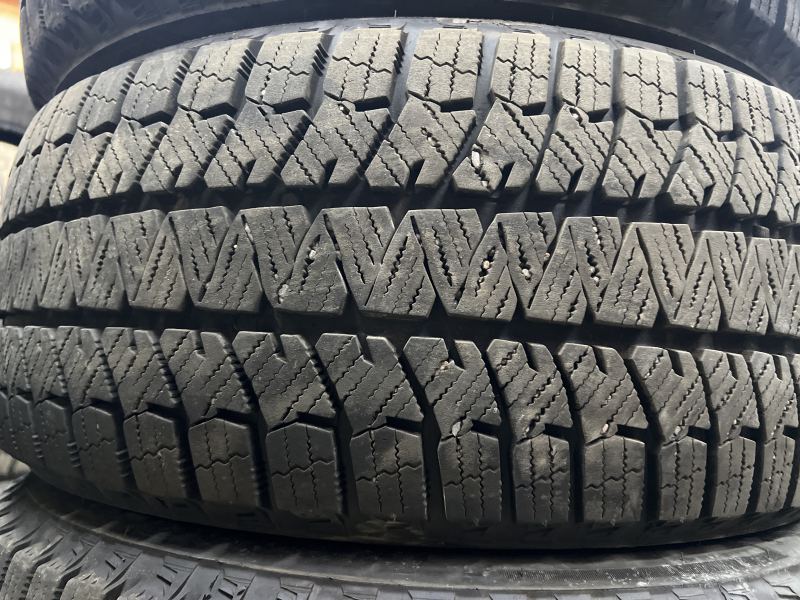 225/55/17 BRIDGESTONE BLIZZAK WS90 