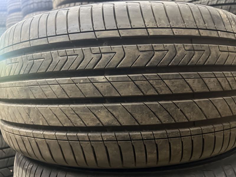 245/40/18 KUMHO SOLUS MAJESTY 9 TA91