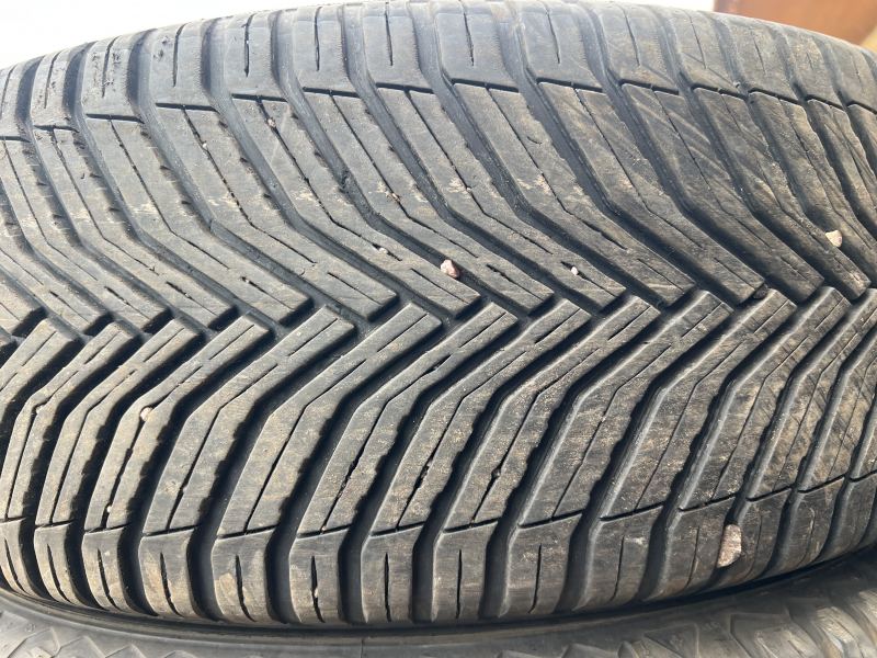 225/55/19 MICHELIN CROSS CLIMATE 2