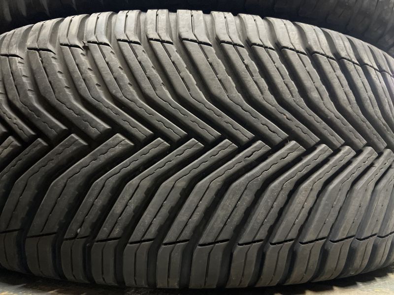 215/50/18 MICHELIN CROSS CLIMATE 2