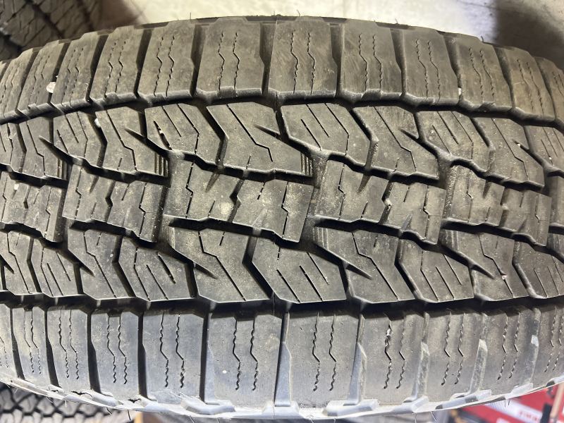 245/60/18 FALKEN WILDPEAK A/T TRAIL 