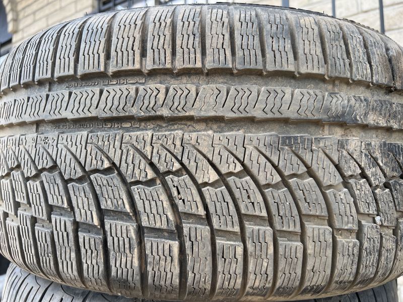 255/40/19 NOKIAN WR G4