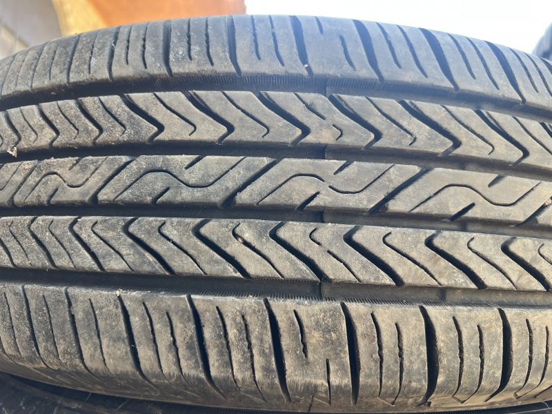 205/70/15 TOYO EXTENSA A/S2