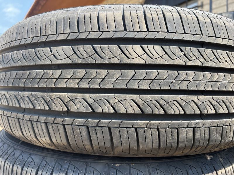 215/60/16 ADVANTA ER-800