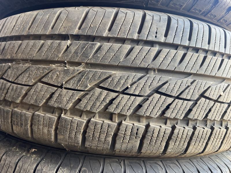 235/65/18 TOYO CELSIUS 2