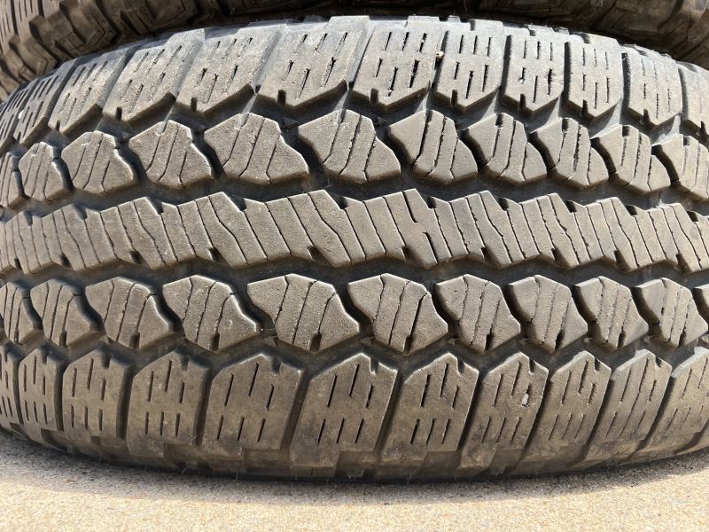 275/65/18 FIRESTONE DESTINATION A/T2