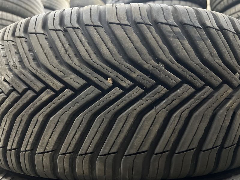 225/50/18 MICHELIN CROSS CLIMATE 2