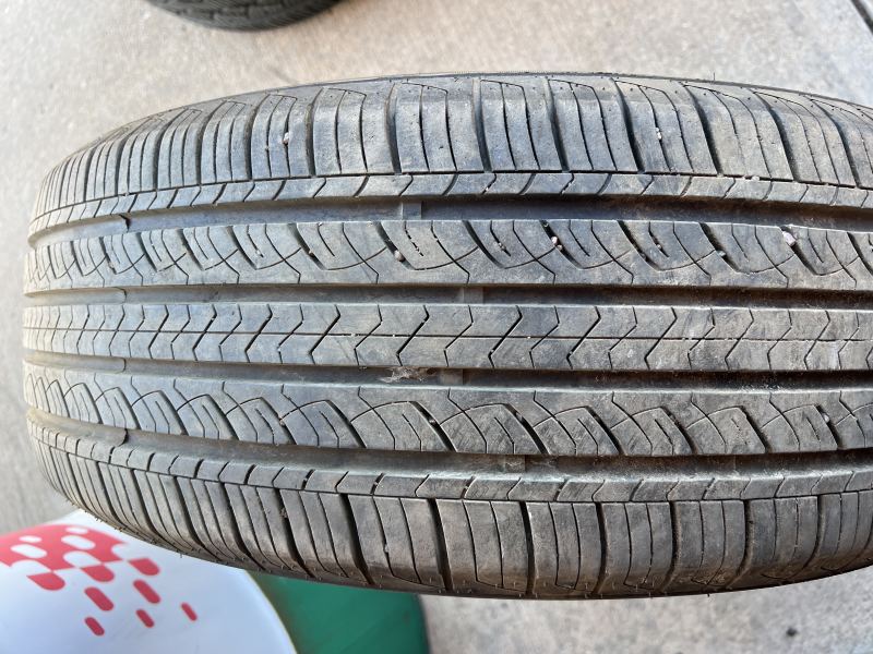 235/60/18 ADVANTA ER-800
