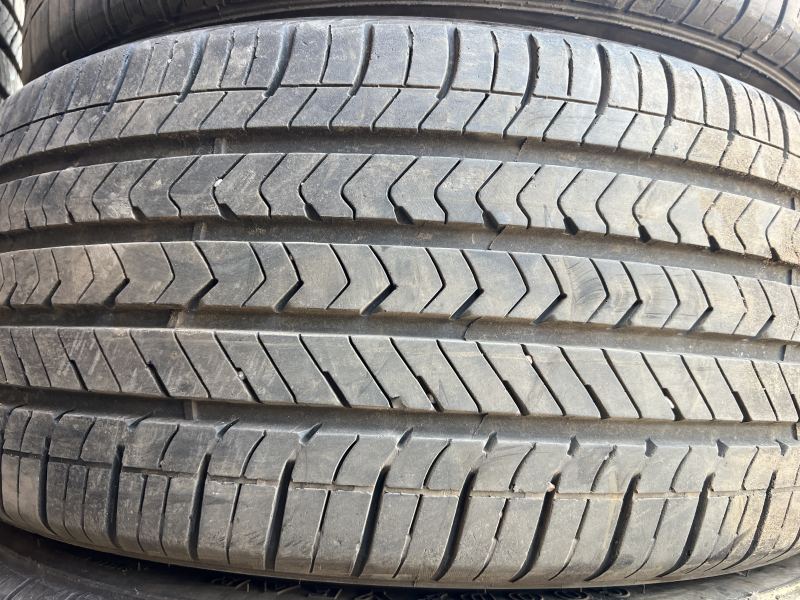 235/40/19 GOODYEAR EAGLE SPORT ALL SEASON 