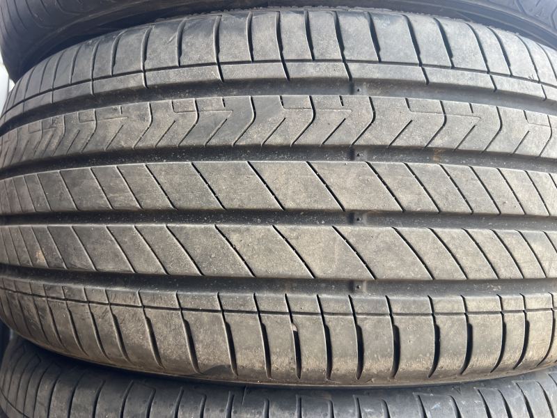 215/45/17 KUMHO SOLUS MAJESTY 9 TA91 