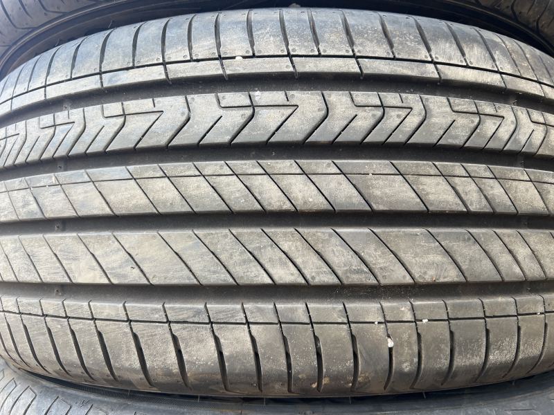 245/45/18 KUMHO SOLUS MAJESTY 9 TA91 