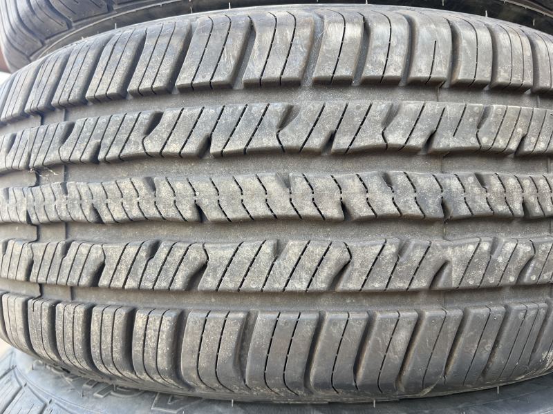 215/55/17 BFGOODRICH ADVANTAGE CONTROL ALL SEASON 