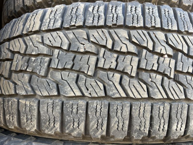 215/60/17 FALKEN WILDPEAK A/T TRAIL