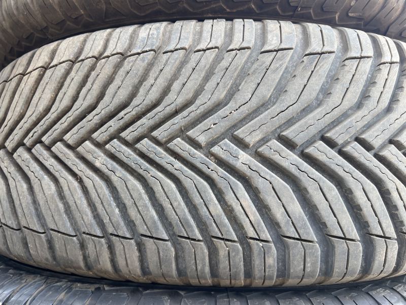 225/65/17 MICHELIN CROSS CLIMATE 2