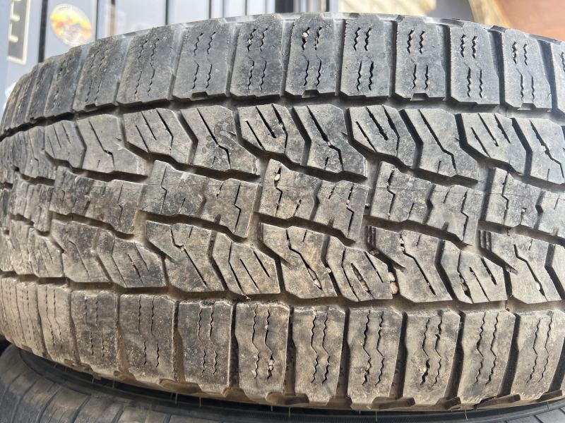 225/60/17 FALKEN WILDPEAK A/T TRAIL 