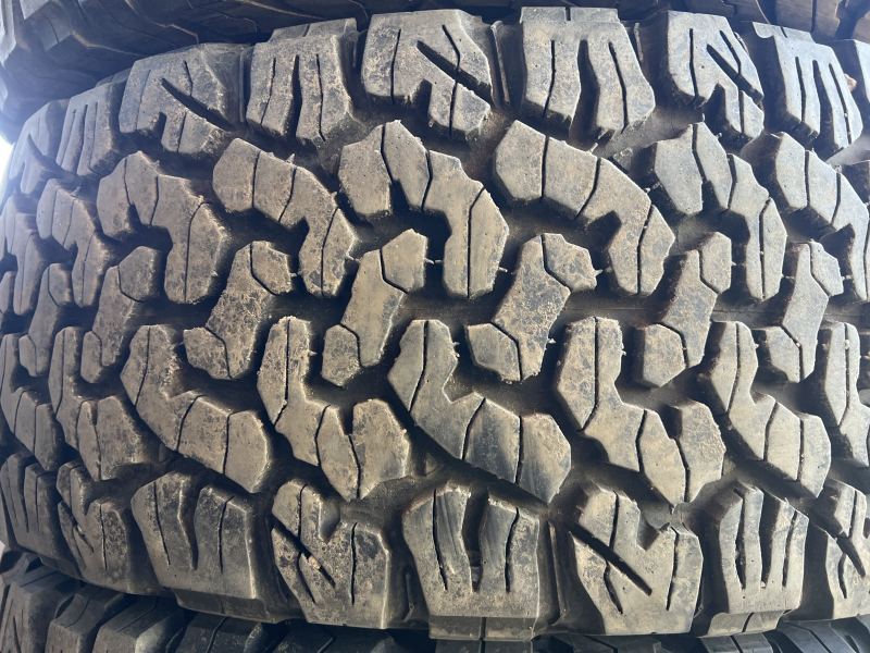 LT 275/55/20 BFGOODRICH ALL TERRAIN T/A KO2 