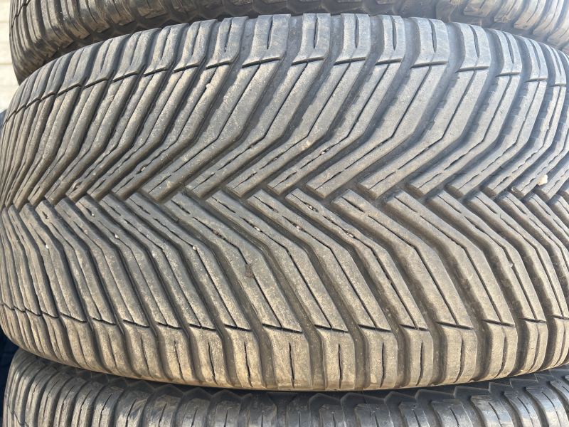 275/45/20 MICHELIN CROSS CLIMATE 2