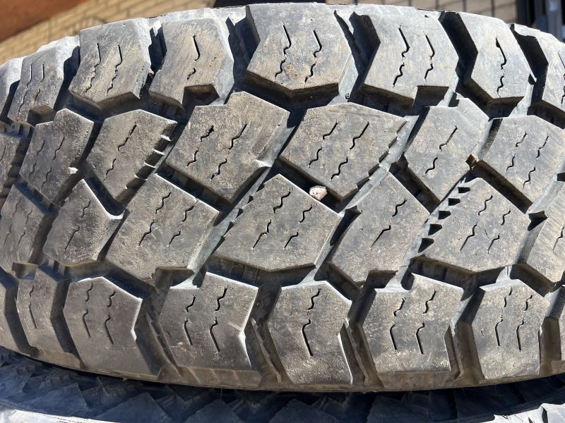 LT 275/70/18 BigO BIG FOOT X/T