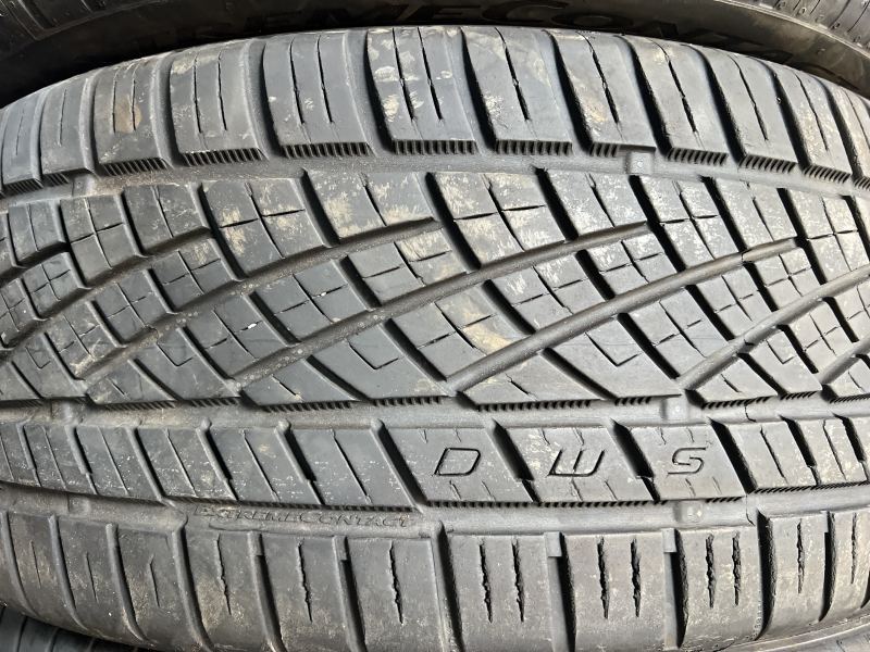 245/45/19 CONTINENTAL EXTREME CONTACT DWS06 PLUS