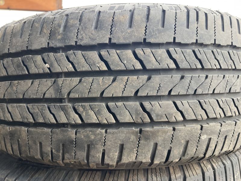 235/60/18 LAUFENN X FIT HT
