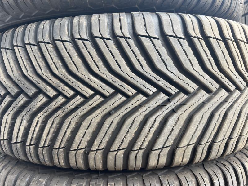 205/55/17 MICHELIN CROSS CLIMATE 2