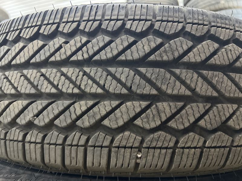 225/65/17 BRIDGESTONE WEATHER PEAK 