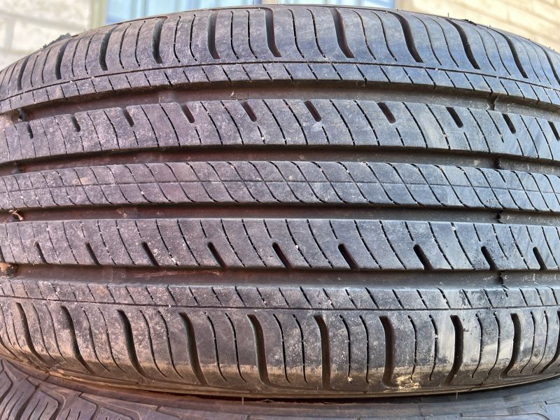 225/55/17 IRONMAN GR906