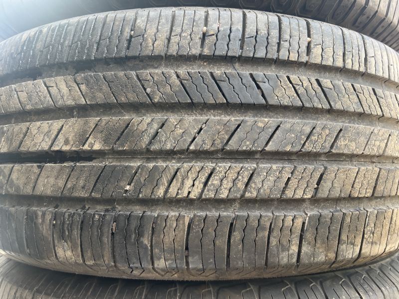 235/55/17 MICHELIN DEFENDER T+H
