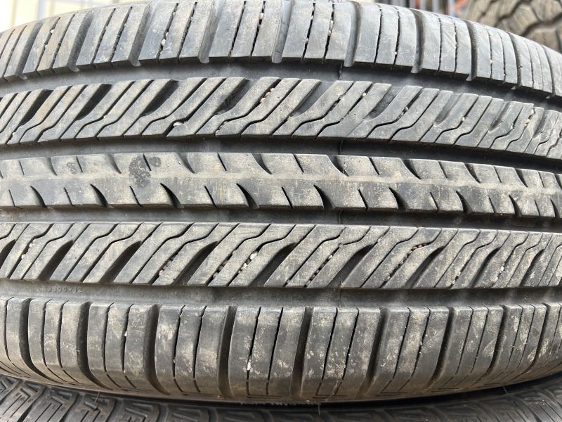 225/65/17 YOKOHAMA AVID ASCEND LX