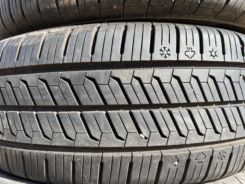 205/60/16 CONTINENTAL CONTROL CONTACT TOUR M A/S