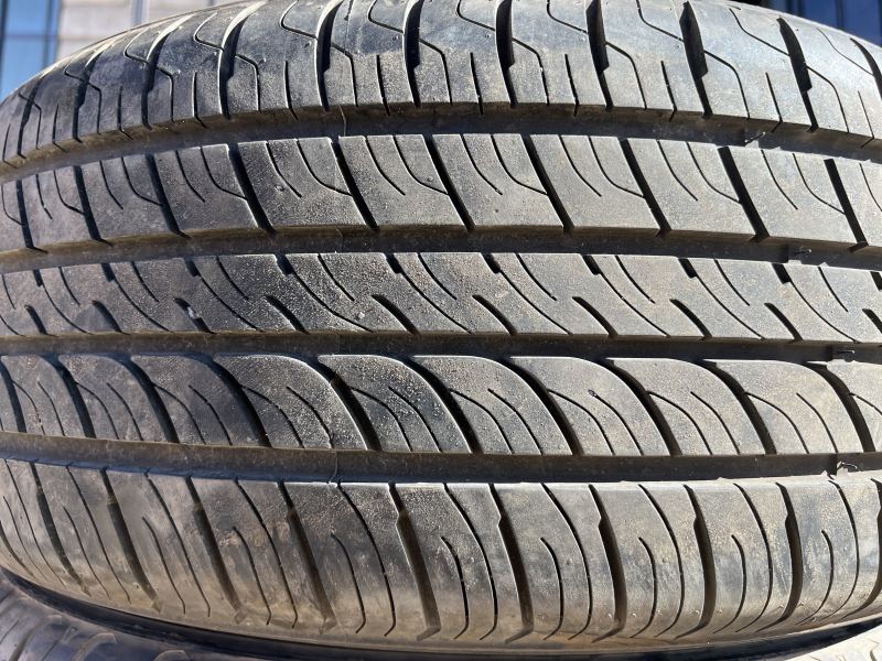 235/55/17 RADAR DIMAX AS-8