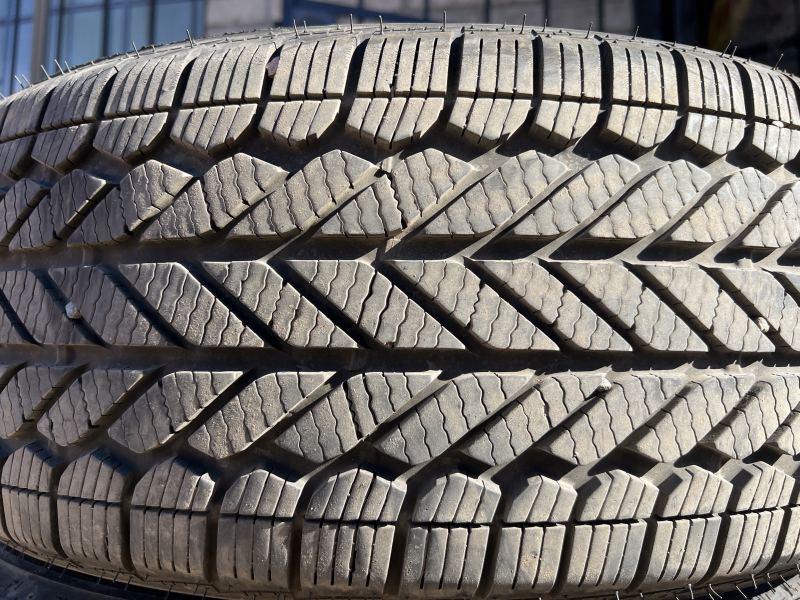 225/60/17 BRIDGESTONE WEATHER PEAK 