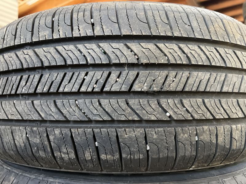 215/55/17 SAILUN ATREZZO SH408