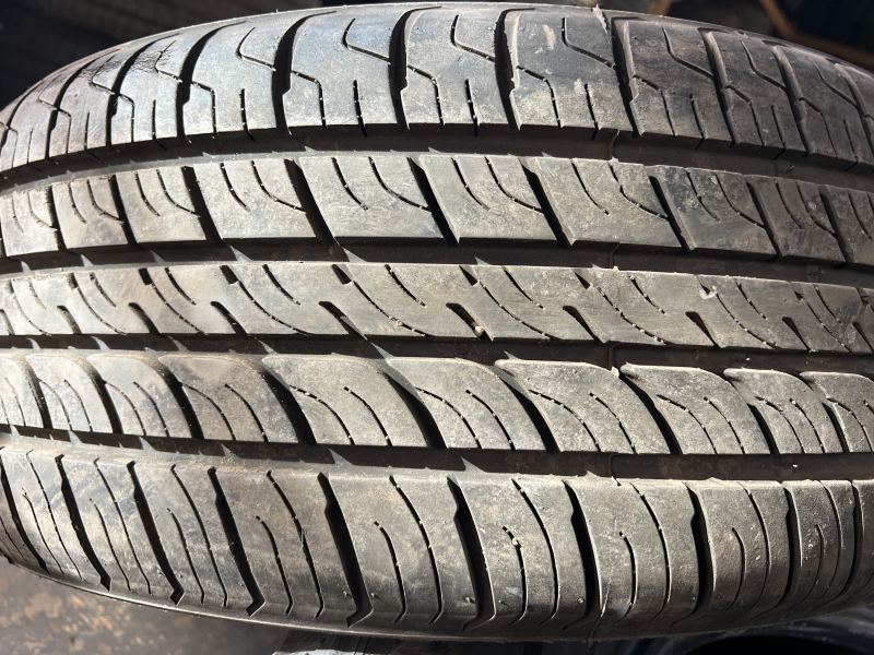 215/55/17 PHANTOM HRX