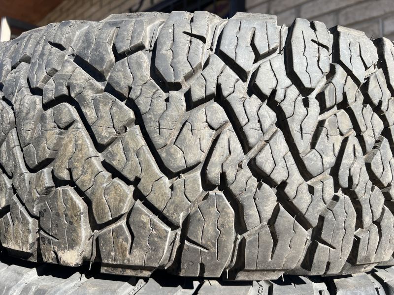 LT 265/75/16 BFGOODRICH ALL TERRAIN T/A KO3 