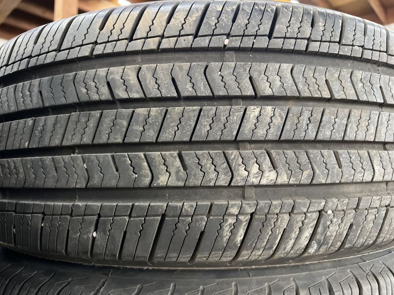 215/55/17 ARIZONIAN SILVER EDITION ALL SEASON 